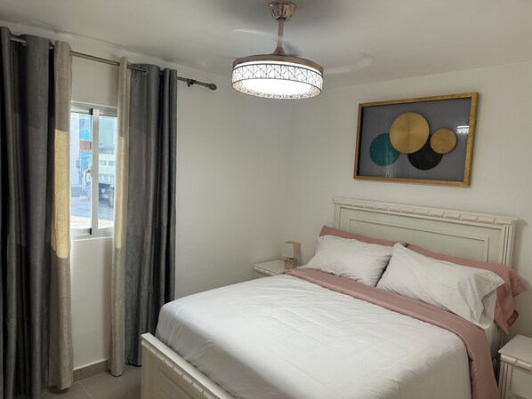 2 bedrooms, iron/ironing board, WiFi, bed sheets