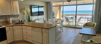 Coastal Cottage Beachfront Condo