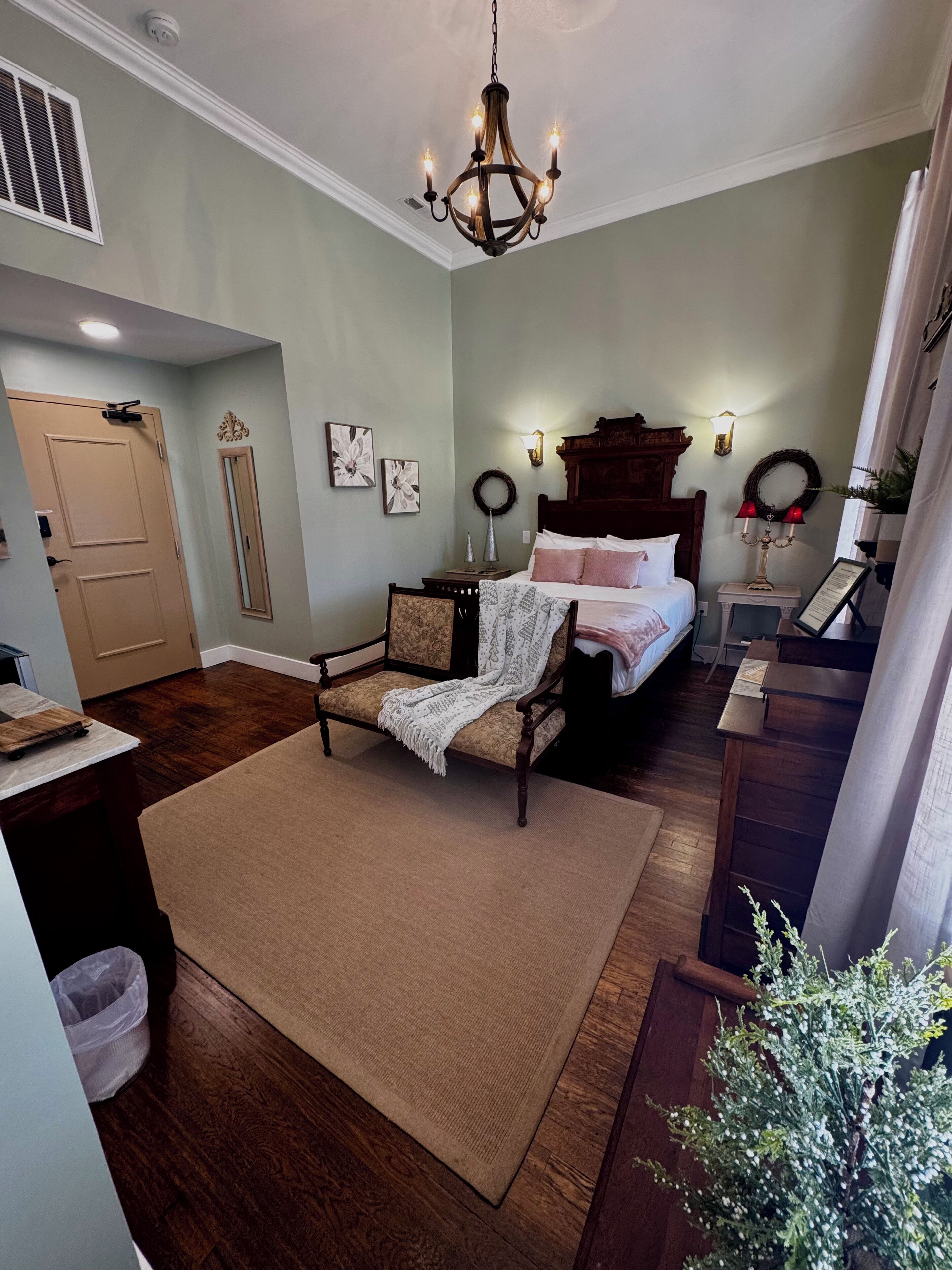 1 bedroom, iron/ironing board, WiFi, bed sheets