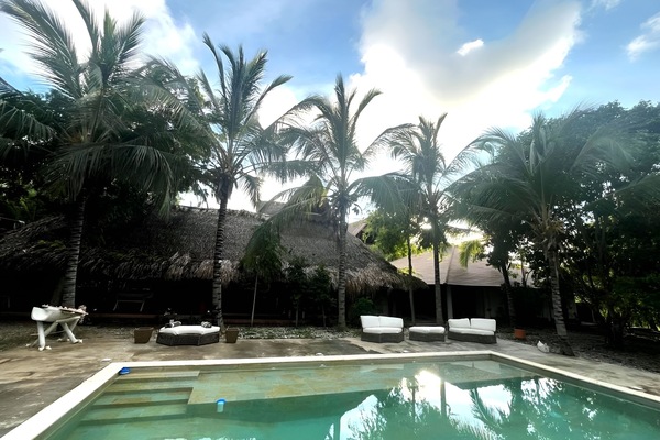 Casa Comfort, 6 camere da letto, piscina privata, lato spiaggia | 6 camere, ferro/asse da stiro, Wi-Fi gratuito