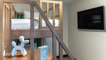 Family Room, Multiple Beds, Non Smoking