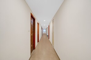 Lobby - FabHotel Hitek N (Hyderabad)