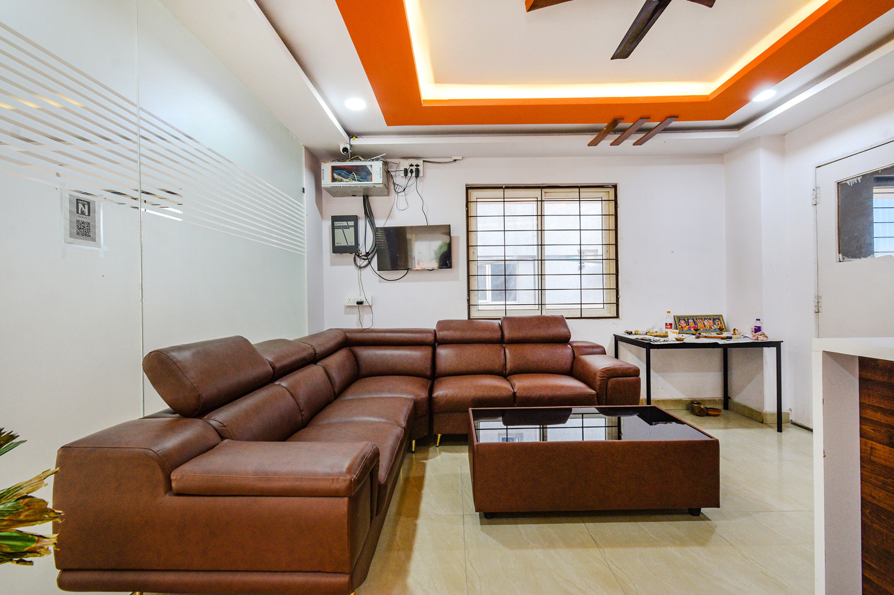 Coin salon dans le hall