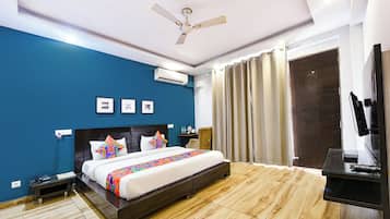 Premium kamer | Lakens van Egyptisch katoen, luxe beddengoed, een kluis op de kamer