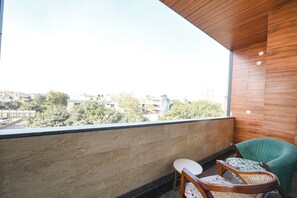 Balcony - Fabhotel Vibe (Noida)