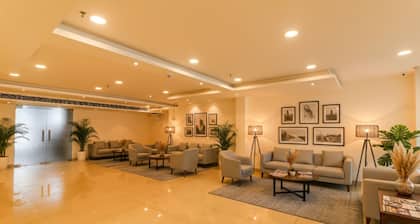 Fabhotel Rachna Palace And Banquets