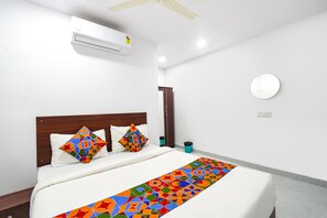 Deluxe kamer | Lakens van Egyptisch katoen, luxe beddengoed, een kluis op de kamer