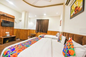 Egyptian cotton sheets, premium bedding, in-room safe