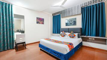 Lakens van Egyptisch katoen, luxe beddengoed, een kluis op de kamer