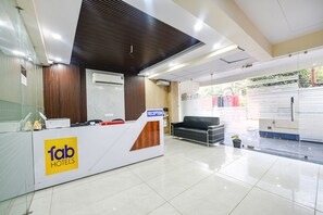 Reception - Fabhotel Palm Paradise (Noida)