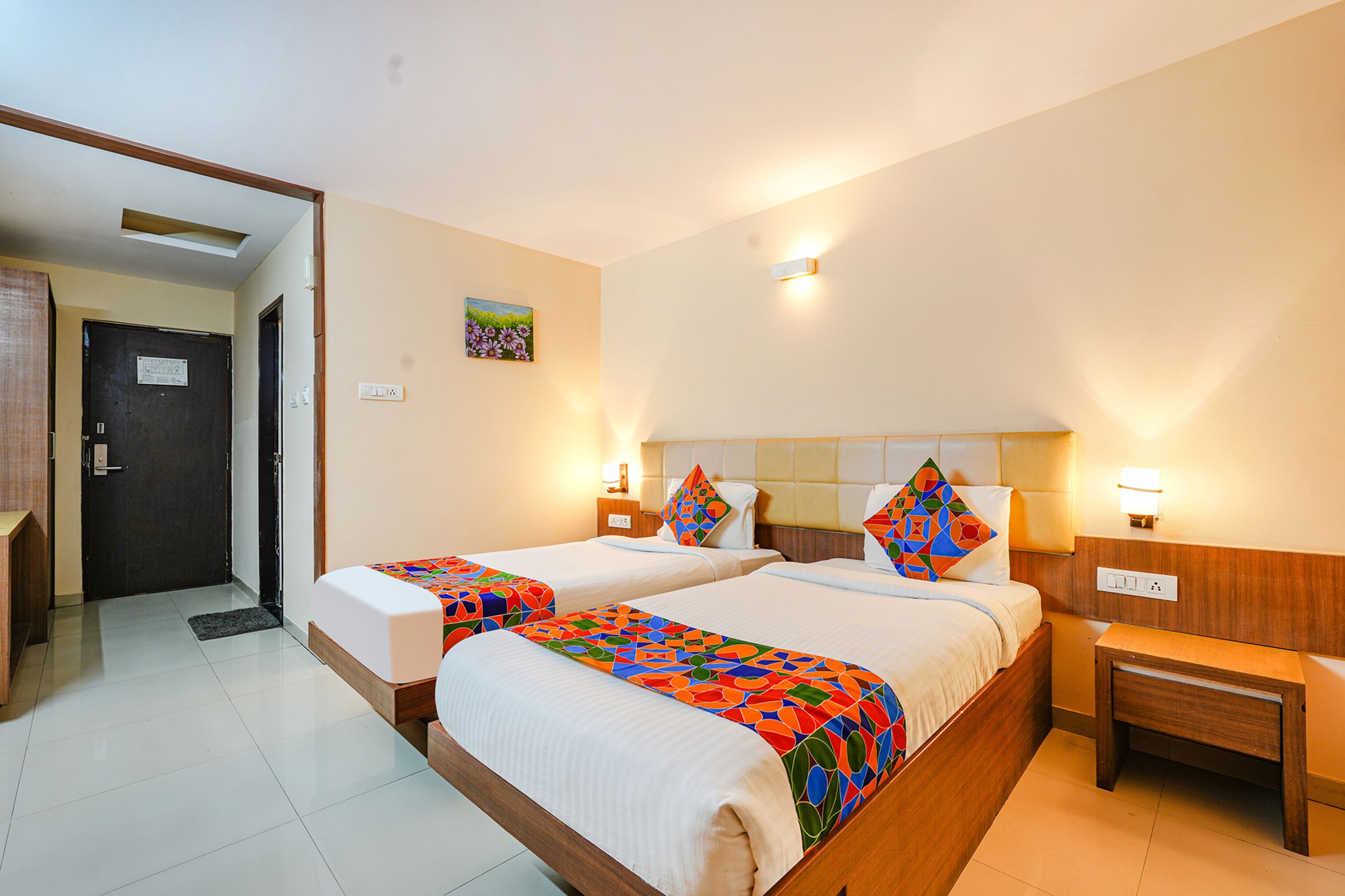 Egyptian cotton sheets, premium bedding, in-room safe, free WiFi