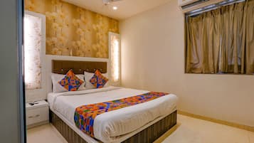 Luxury Suite | Egyptian cotton sheets, premium bedding, free WiFi, bed sheets