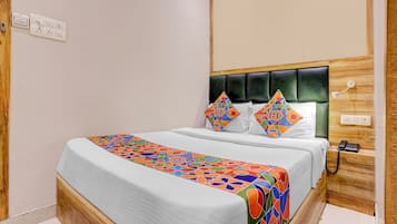 Egyptian cotton sheets, premium bedding, free WiFi, bed sheets