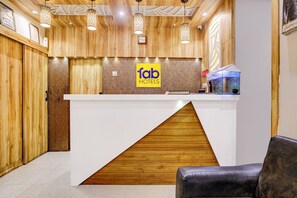 Reception - FabHotel Suncity I (Mumbai)