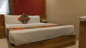 Egyptian cotton sheets, premium bedding, free WiFi, bed sheets