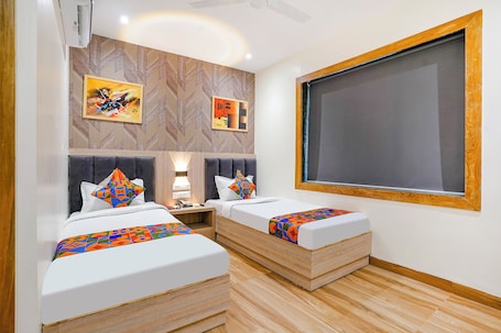 Egyptian cotton sheets, premium bedding, free WiFi, bed sheets