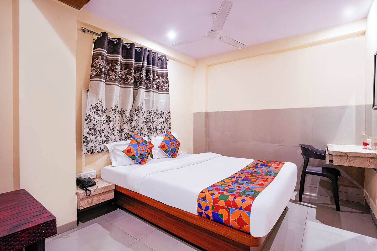 Deluxe Room | Egyptian cotton sheets, premium bedding, WiFi (free), bed sheets