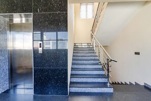 Elevator - Fabhotel Green Vista (Bangalore)