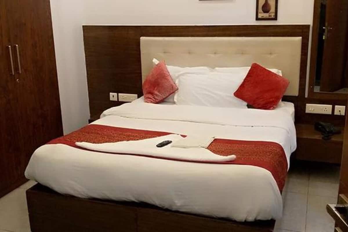 1 bedroom, Egyptian cotton sheets, premium bedding, free WiFi