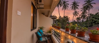 Fabhotel Baga Tulip - 600m From Baga Beach