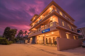Property entrance - Fabhotel Baga Tulip (Baga)