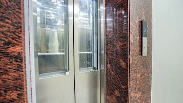 Elevator