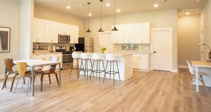 Spacious 3-Bedroom Home with Comfort & Convenience - Family Friendly