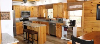 Luxury 5br Cabin: Movie & Arcade Rooms, Large Porch, & More @ Lake Junaluska