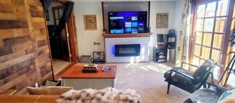 Cute 1 bdrm studio. Perfect to get away from the hustle and bustle of city life.