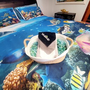 1 bedroom, in-room safe, desk, iron/ironing board