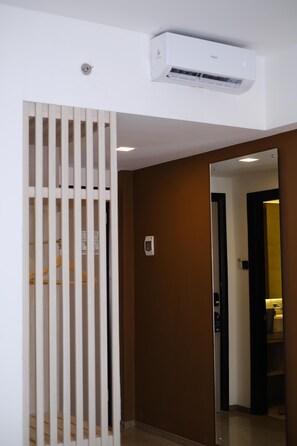 Free WiFi - LYNN Hotel Tuban (Tuban)