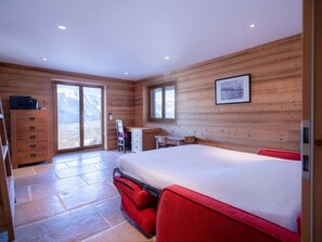 3 sovrum, skrivbord och wi-fi