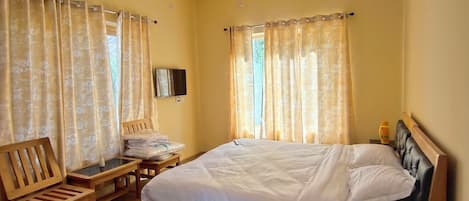 Standard Double Room, Mountain View | Free WiFi