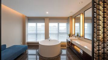Deluxe Double Room | Private spa tub