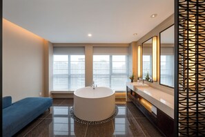 Deluxe Double Room | Private spa tub - SSAW Boutique Hotel Hangzhou East Railway Station - Close to West Lake (Hangzhou)