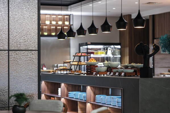 Petit déjeuner buffet (68 CNY par personne)