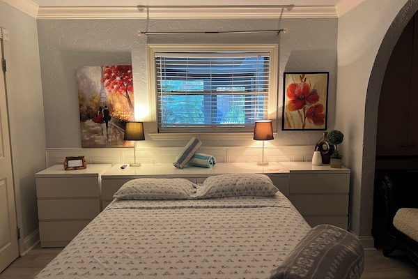 1 chambre, fer et planche Ă repasser, Wi-Fi, draps fournis