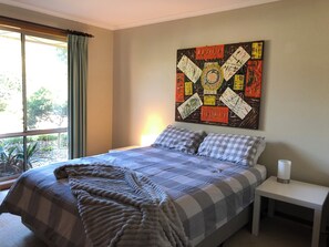 3 dormitorios, tabla de planchar con plancha, wifi y ropa de cama