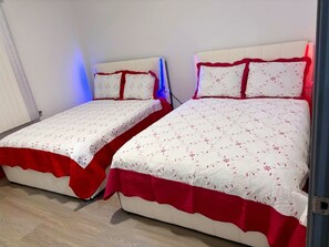 2 Schlafzimmer, Bügeleisen/Bügelbrett, kostenloses WLAN, Bettwäsche