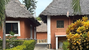 Exterior - Diani Campsite & Cottages (Diani Beach)