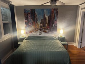 3 bedrooms, desk, iron/ironing board, WiFi