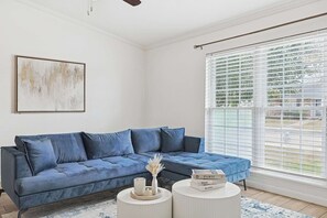 TV, fireplace, offices