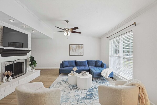 TV, fireplace, offices