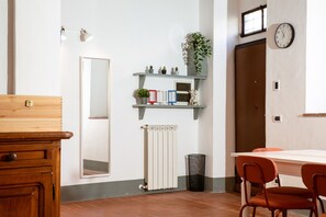 Dining - I Cactus Apartment in Center Town (Lucca)