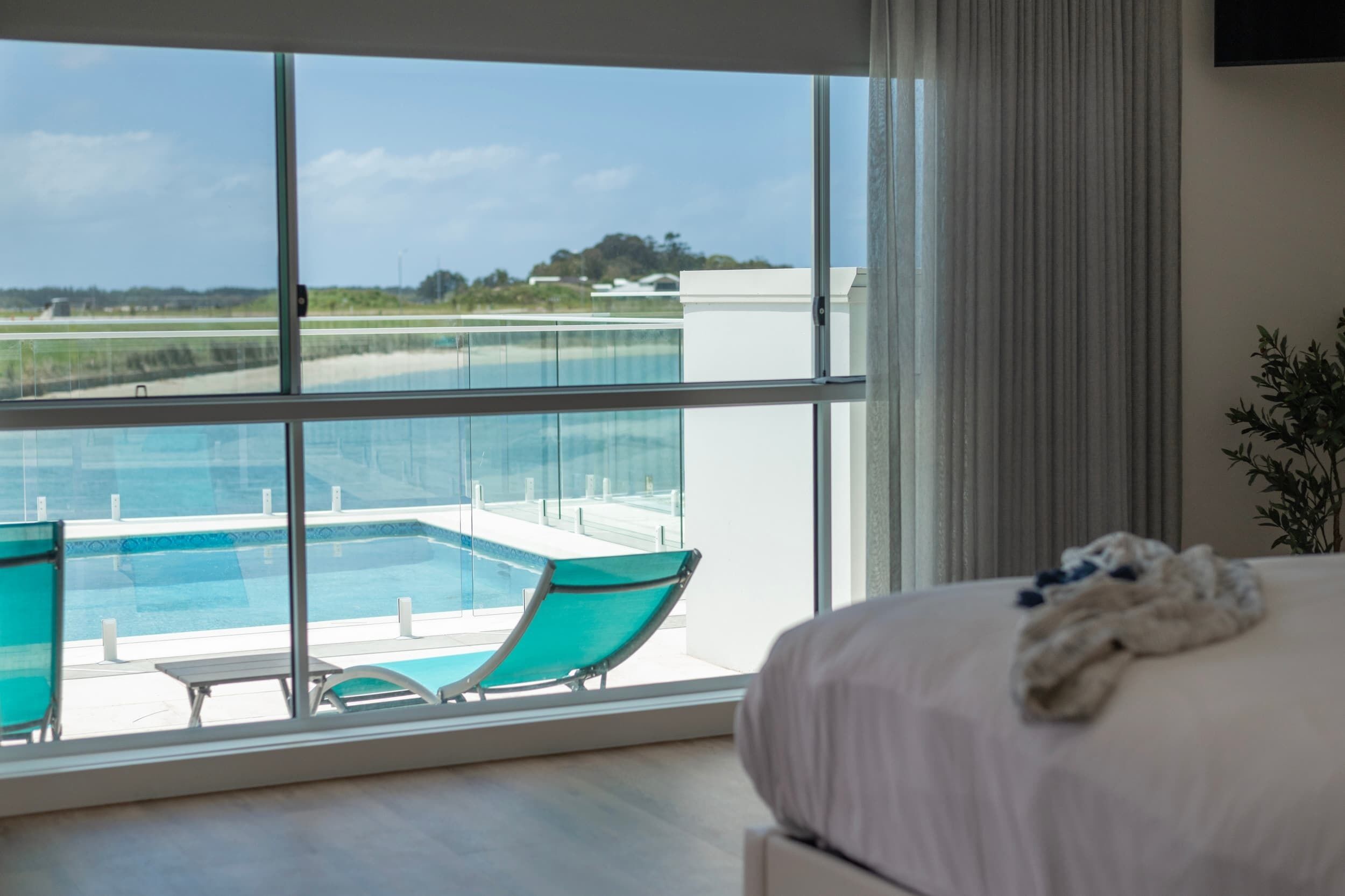 4 chambres, fer et planche à repasser, Wi-Fi, draps fournis