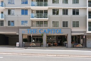 Exterior - Stylish 1-Bed Studio in Vibrant South Brisbane (South Brisbane)