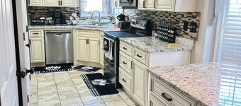 Glamorous Two level, 4 bedroom Family Home