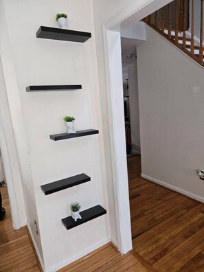 Interior - Glamorous Two level, 4 bedroom Family Home (Greenbelt)