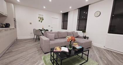 Abbey Corner by Nivaas : One-Bedroom Superior Apartment