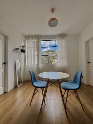 Superior-sviitti, vuoristonäköala | Oleskelualue